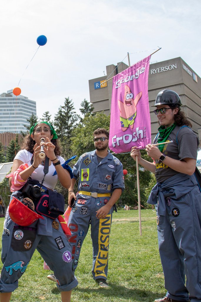 FEAStorontometu's tweet photo. Orientation Week 2019: Day 1. The Eng Expo in the Quad was 🔥🔥🔥. Tomorrow will be all about the colour purple. Follow our story all week on Instagram ⇨ https://t.co/L74pQgQmKK

#HelloFEAS #RyersonFEAS #RoadToRyerson https://t.co/WZRiq7F6Je
