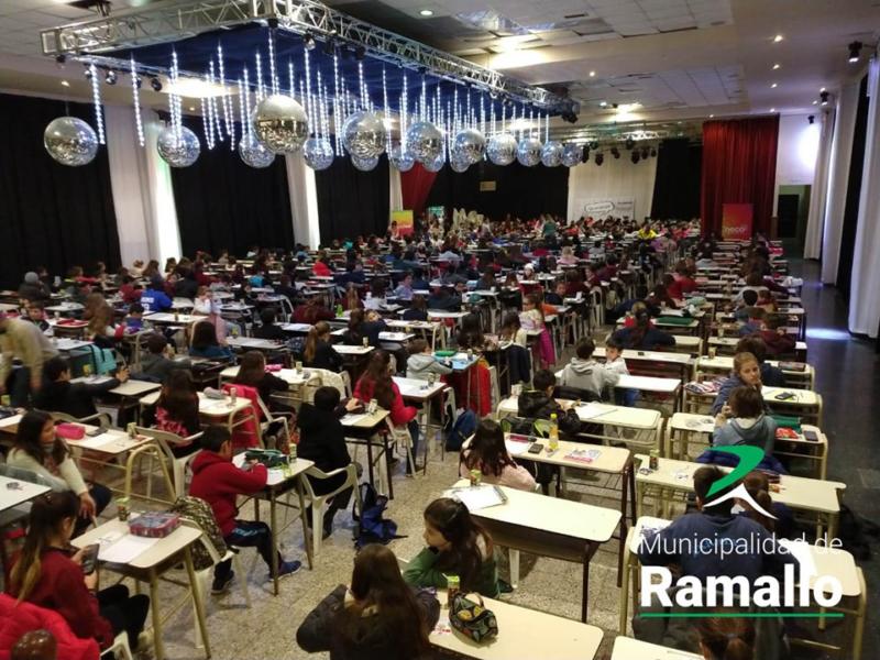 RamalloInforma's tweet photo. Jóvenes ramallenses en las Olimpiadas de Matemáticas | #RamalloInforma #CompartiNoticias #InterésGeneral

https://t.co/RaZJNTWFnN https://t.co/juCI3FxEWb