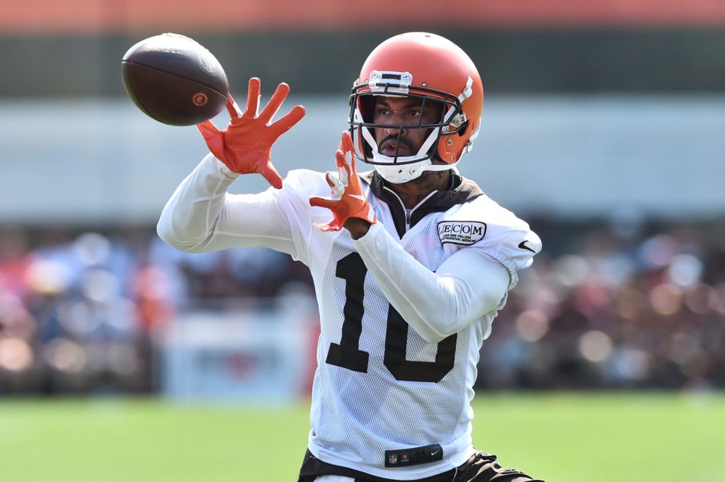 Sportsnaut's tweet image. #Browns surprisingly release WR Jaelen Strong bit.ly/30DEWnc #DawgPound #JaelenStrong #Texans #WeAreTexans