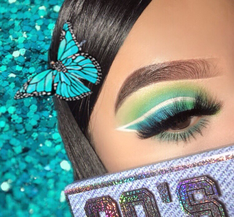 yeseniaglam's tweet photo. 𝑨𝒒𝒖𝒂𝒎𝒂𝒓𝒊𝒏𝒆🦋🐬
Products used:
Primer: @makeuprevolution Concealer “C3”
Eyeshadow: @shoppeachyqueen @peachyqueenblog “90’s Baby Palette”
Lashes by @rosyblashes “Crystal”
Brows @milanicosmetics brow pomade 
#instaglam #aquamakeuplook #butterfly #peachyqueen #makeuplover https://t.co/WJNsurhXtD