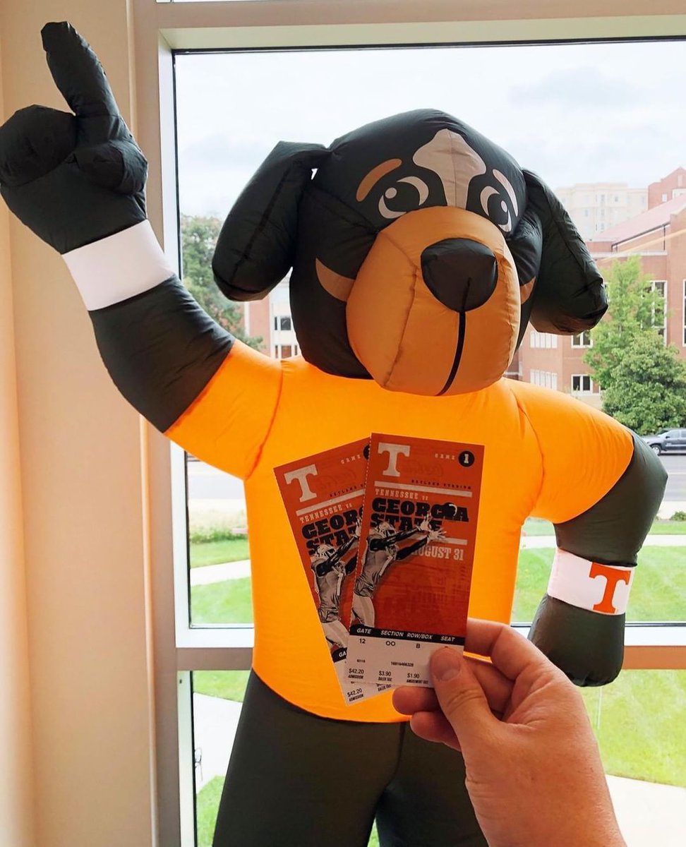 tennalum's tweet image. We're giving away 2 tickets to this Saturday's @vol_football game against Georgia State! Here's how to enter for a chance to win:⁠

1️⃣ Follow @tennalum 
2️⃣ RT this message

We'll pick a winner on Thursday and tickets can be picked up at the Tyson Alumni Center on campus.