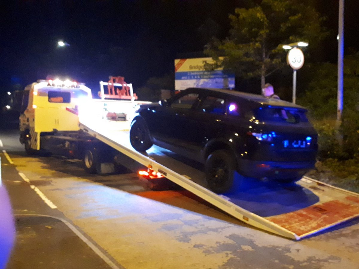 KentPoliceAsh's tweet photo. #LPT4 attended an injury RTC on A2070. The driver fled the scene leaving his injured girlfriend and her car behind. Unfortunately an extensive search didn't locate him. He also had no insurance to drive it, so, we seized it. #chivalryisdead #whyyourun #fatal4 #driveinsured https://t.co/5E0eSulSyA