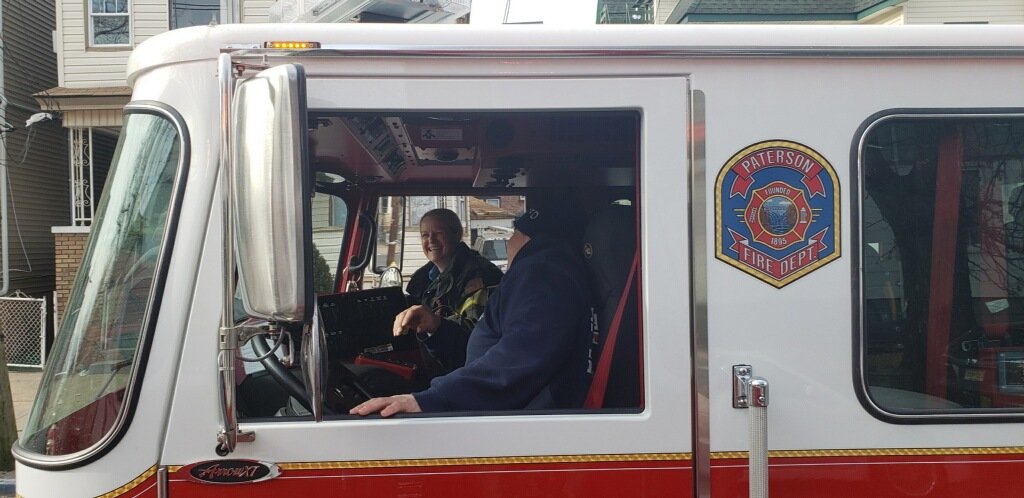 BethPFD's tweet photo. @HannahMeIDD8P @FDNY @fire_scot Anytime you want to come to Paterson NJ I will drive one for her! I am a fire Captain there. 😘❤😊 https://t.co/MRpkfnsGQ6