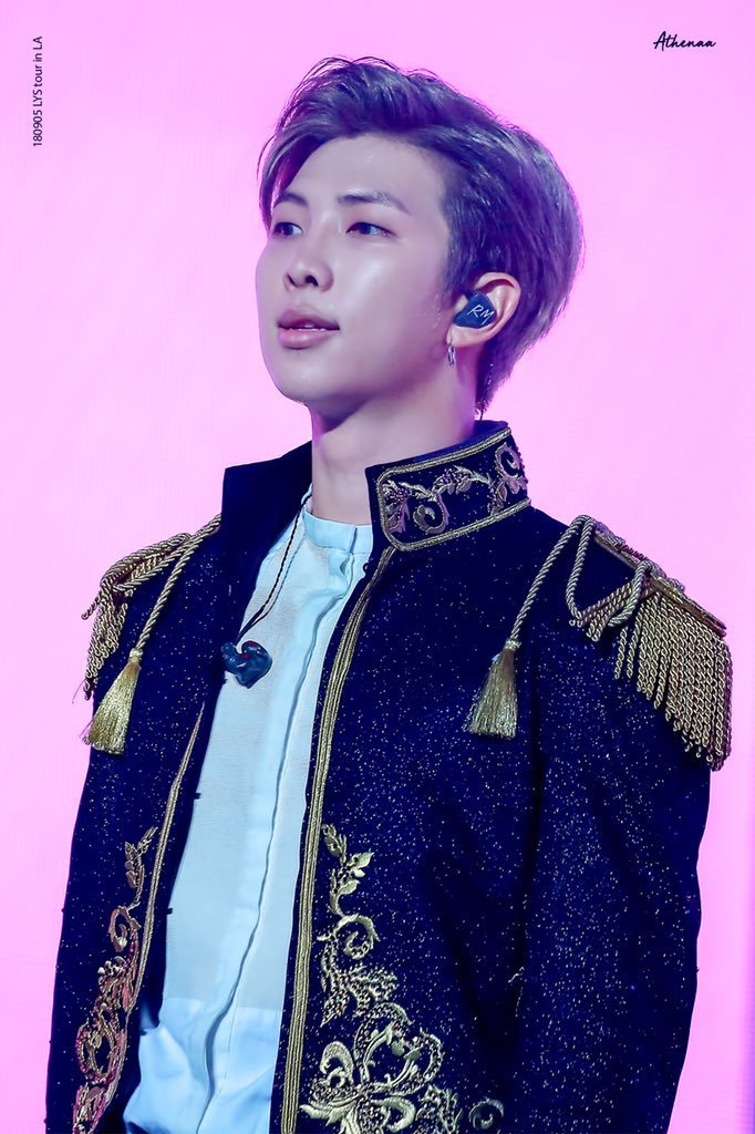 namjoon pics tweet media