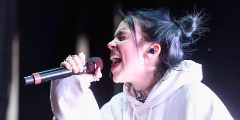 un_billie_vable's tweet photo. If you don't tweet #VMAs #VoteBillieEilishVMA you'll never get to see @billieeilish LIVE https://t.co/XuyiqiCZKc