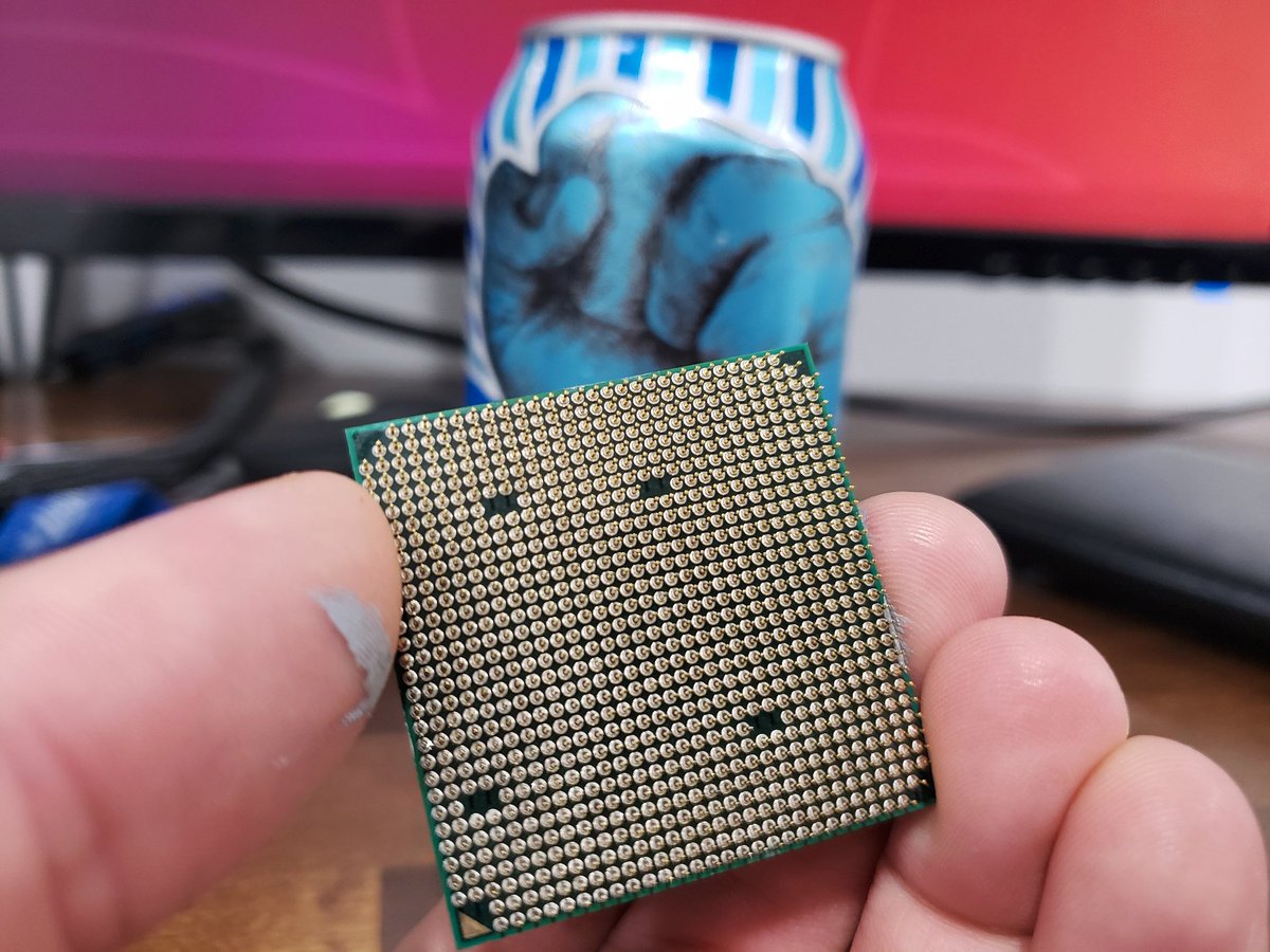 phoronix's tweet photo. #Linux 5.3 Moves Ahead With No Longer Advertising #RdRand On Older @AMD CPUs/APUs https://t.co/zqeRSkLHxU https://t.co/ZilUdH1D7k