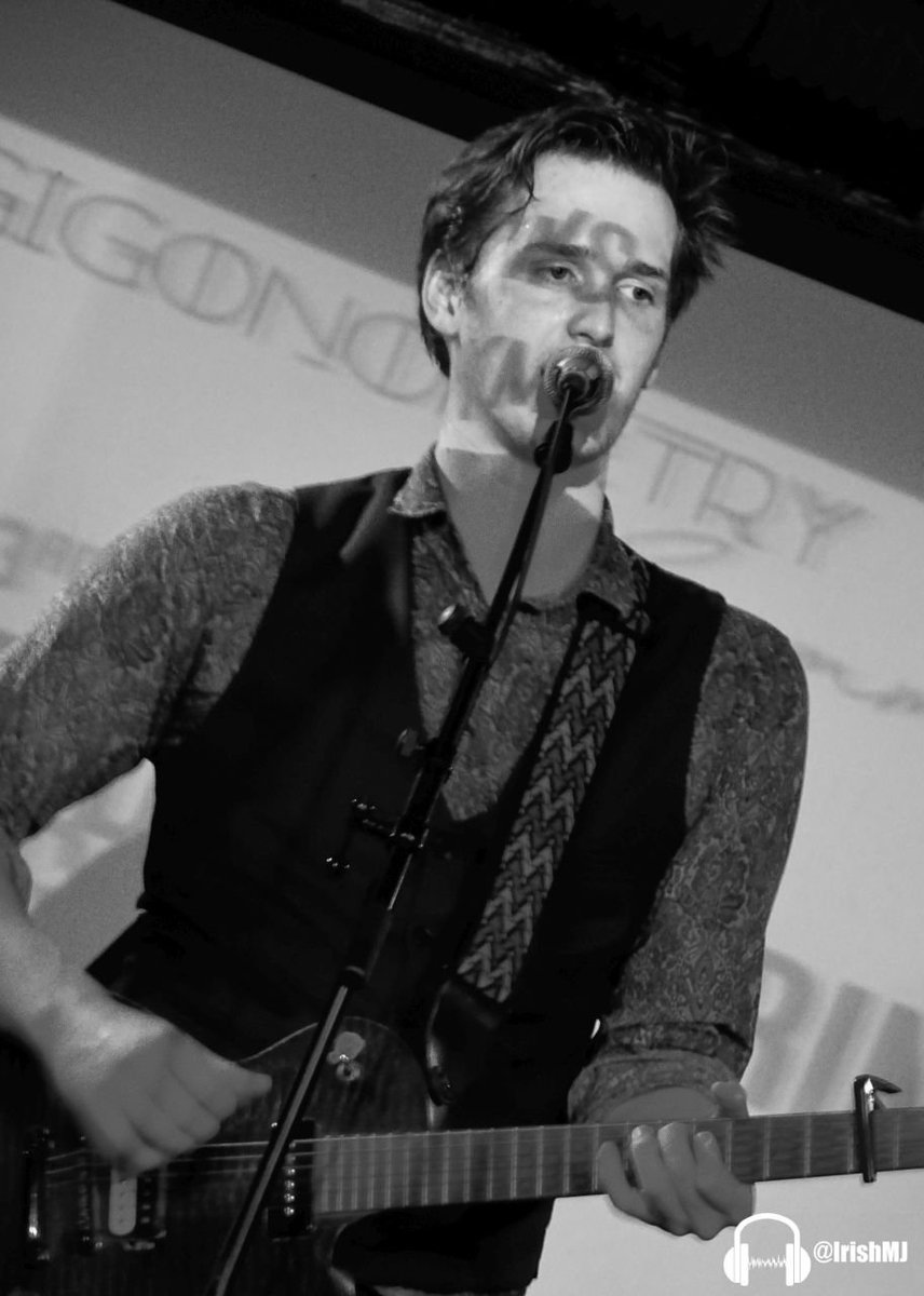 #IrishMusicParty tweet media