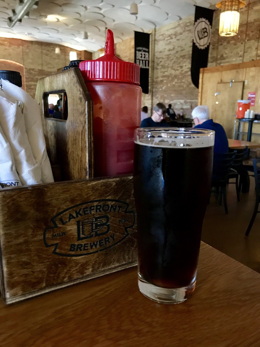 AWDpod's tweet image. Pooch’s final stop on his two day Milwaukee brewery hop was the wonderful brews and views of @lakefront Brewery. Nothing beats an ice cold beer on the water. #Milwaukee #TheGoodLand #BrewsAndViews #Lakefront #Beer #CraftBeer #CraftNotCrap #AfterWorkDrinks #Podcast #Cheers 🍻