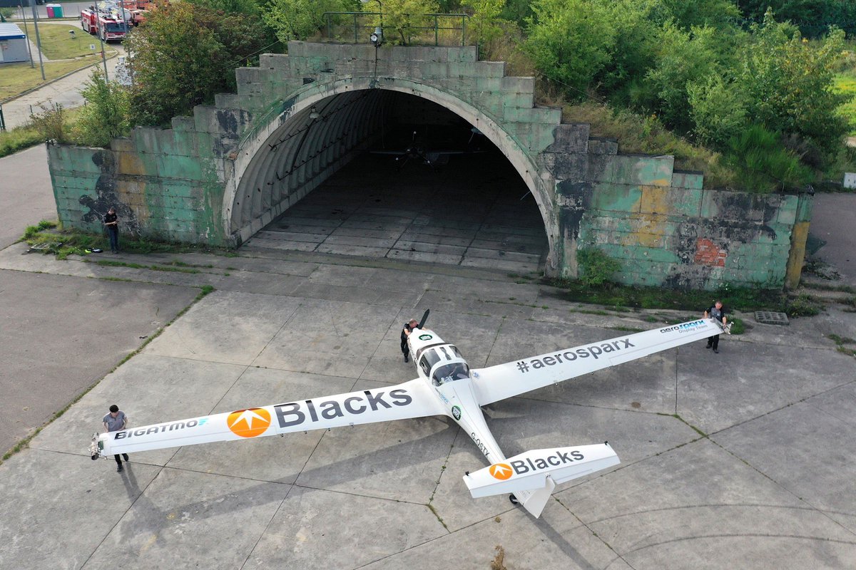 AeroSPARXTeam's tweet photo. Question? How do you fit an 18m motor glider into a 12m wide hangar?
One of the old Mig-21 hangars at Gdynia-Kosakowo Airport for the LOTOS Gdynia Aerobaltic
@AeroSPARXTeam @blacks_online @Bigatmo #aeropact #aerobaltic @SCAviation1 @gdyniaerobaltic https://t.co/yl7jK7lDD1