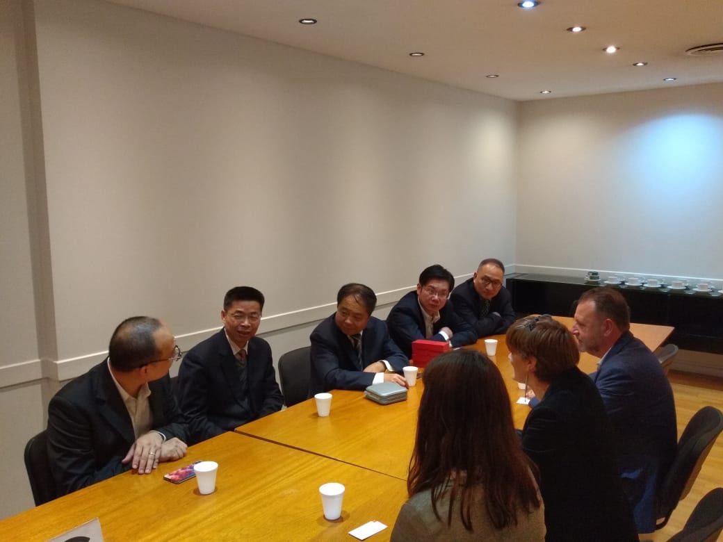 PBA_RRII's tweet photo. Es un primer paso en un proceso de cooperación cultural que puede ser muy enriquecedor para ambas provincias. 

¿Sabías que la mayor parte de la inmigración china en Argentina proviene de la provincia de Fujian? https://t.co/fCqhWFIOGT
