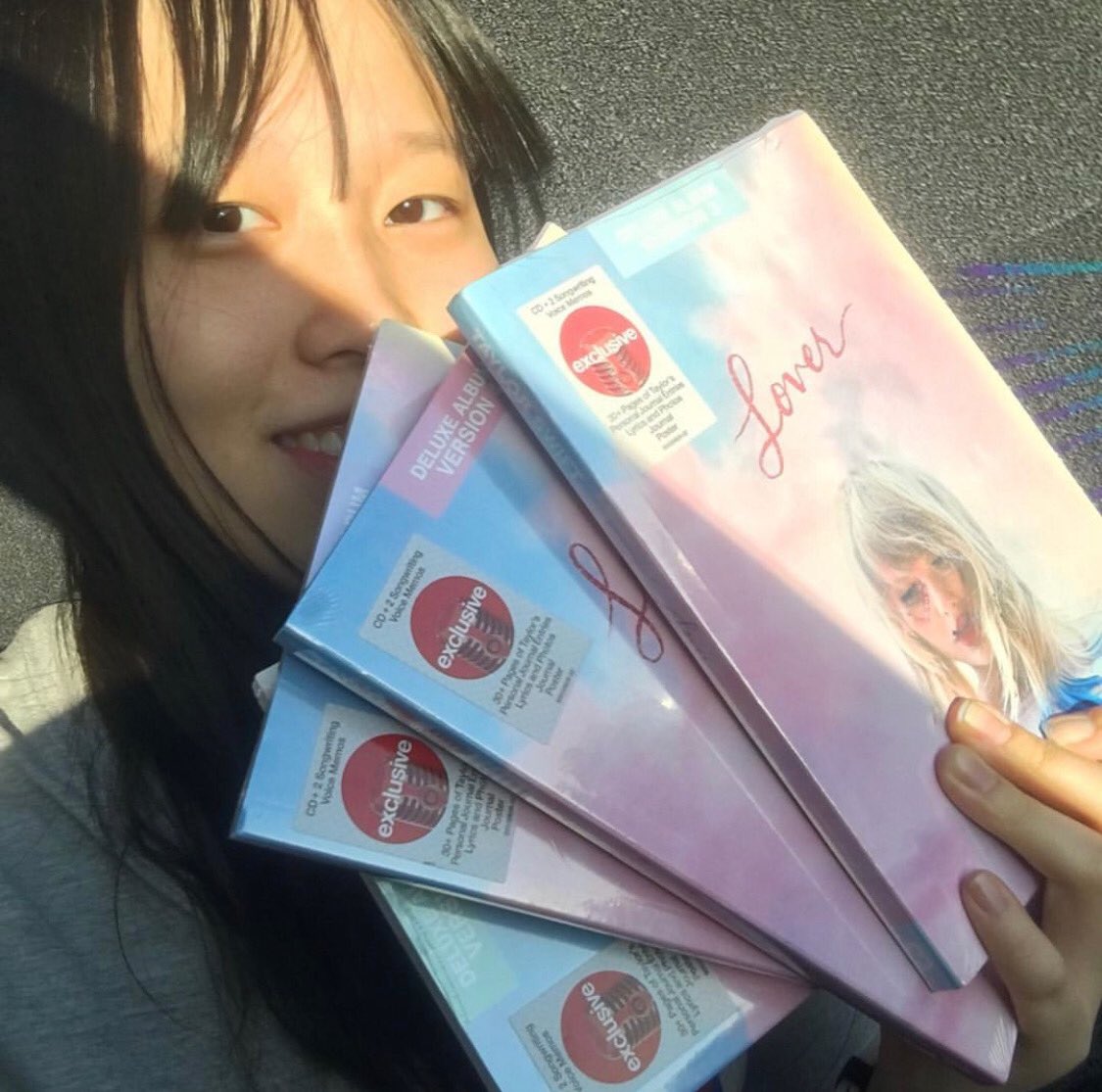 Taylor Swift tweet media