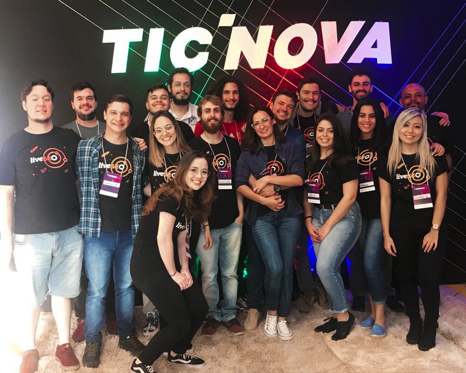 agencialiveseo's tweet photo. Na semana passada a equipe liveSEO esteve em peso no Tic'nova 2019!
Parabenizamos o Tic'Nova pelo evento incrível que fizeram e agradecemos pelo convite!
Estaremos juntos novamente em 2020! 🚀
#WeliveSEO #SEO #Ticnova #Tecnologia #Inovação #MarketingDigital https://t.co/WTxC8hDMi9