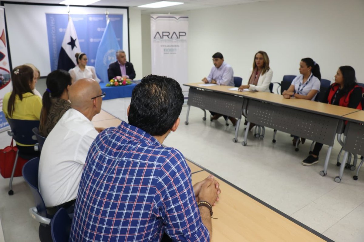 ARAP_Panama's tweet photo. Este proyecto tiene como intención reducir al mínimo y eliminar los artes de #pesca que se pierden o abandonan en el mar, provocando las #RedesFantasmas y así facilitará su identificación y recuperación a través de un sistema de marcado. https://t.co/g10QPXV1su