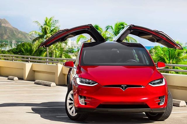 Happy Aloha Friday!!! Be sure to come into our showroom at 900 Ala Moana Blvd today to check out this awesome Tesla Model X! Please visit us online at ift.tt/1dOcfnd for more info about this and all of our cars!

#Tesla #ModelX #Electric #Elect… ift.tt/33YtowN