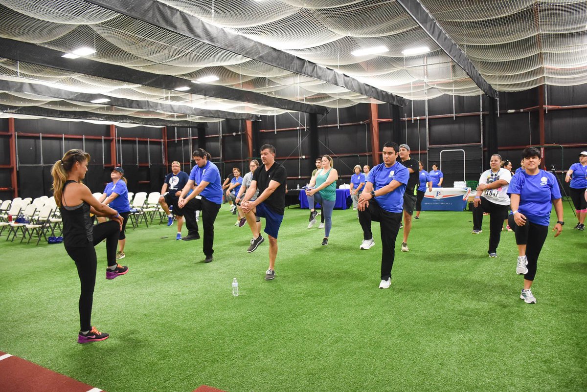 HidalgoCountyTX's tweet photo. The Hidalgo County Employee Wellness Challenge is a 16 week challenge where employees will compete to get fit by exercising and eating a well balanced diet. By improving your health, you can lower your chances of developing diabetes, obesity, heart disease and cancer. #HC4You https://t.co/yhXpBy36Ln