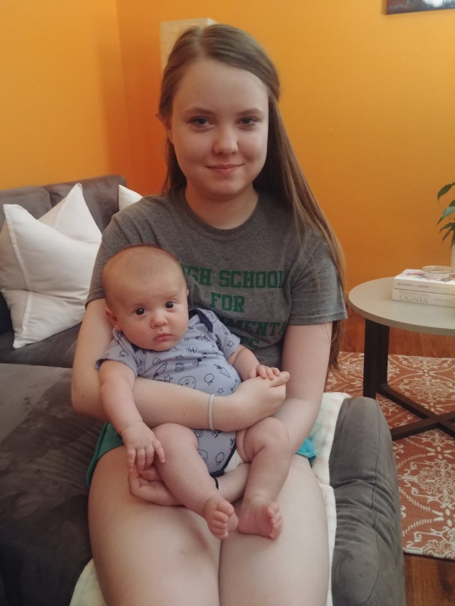 Please help us find Victoria Grabowski last seen on Saturday, August 24th,  at the airport! She is 5'3" tall, 110 pounds, blue eyes and blond hair. Anyone with information please notify Det. Jae Moon, 718-386-2723 or 718-520-9200 Case # 2019-1911