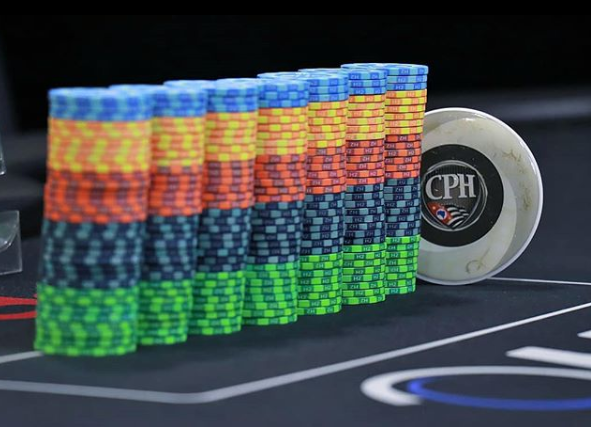 SuperPoker's tweet photo. 💥 AO VIVO 💥 Já estamos no ar com o Dia 3 da 5ª Etapa do CPH 2019 – 500K Garantidos direto do @H2ClubHoldem - @Bodog_Brasil Muitas feras no pano e com todas as cartas reveladas!
Vem torcer com a gente ▶ https://t.co/NOsgQSENkz
#CPHPoker #H2Club #Poker #SuperPoker #Bodog https://t.co/MtF1XqPnrL