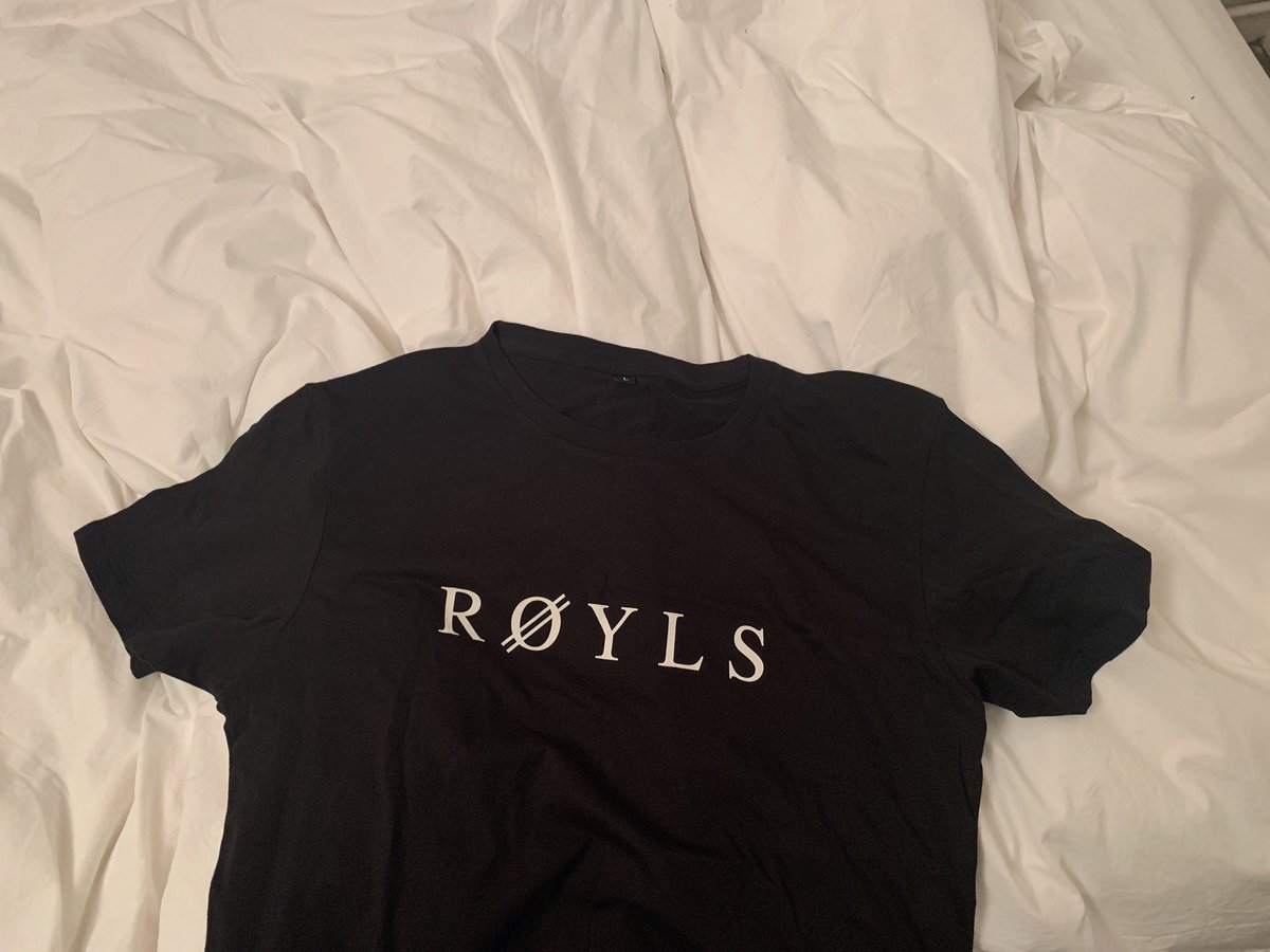 roylsupdates's tweet photo. Also go grab some merch if you haven’t already! The hoodies are £30 and the t shirts are £20 https://t.co/Jl2V3jPf56