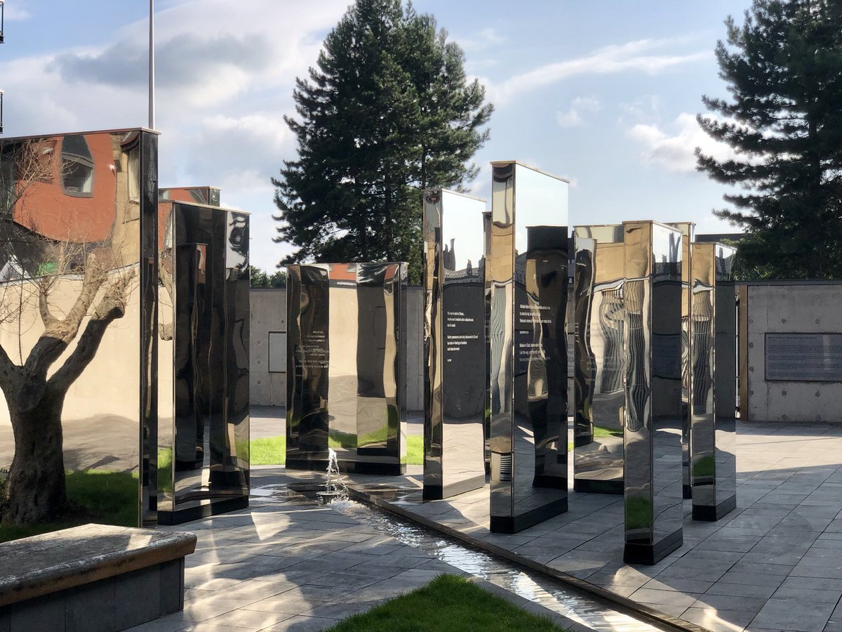 ronaldopatrizio's tweet image. I am always inspired by this little corner of Italy in #Glasgow. Especially when the sun shines and the fountain plays #ItalianCloisterGarden #ArandoraStar