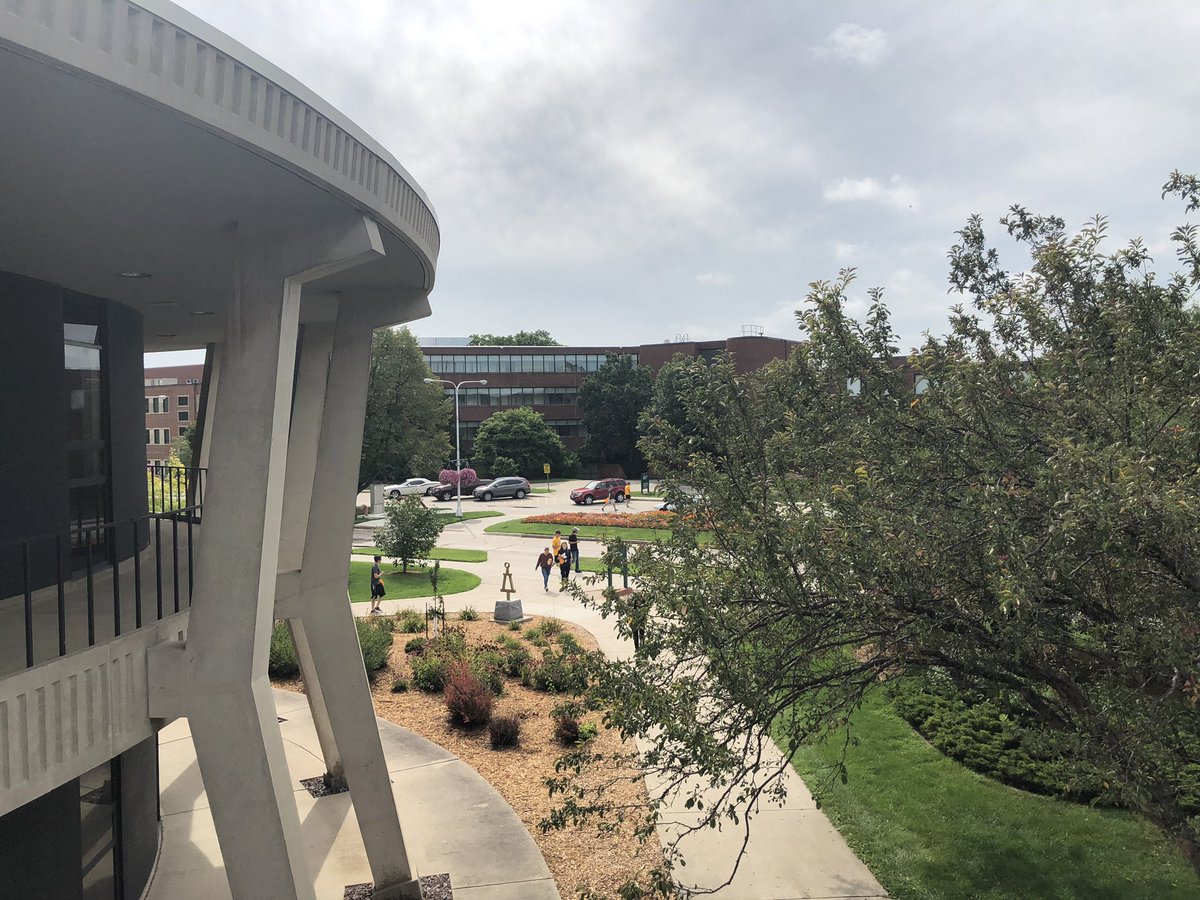 NDSUEngineering's tweet image. What a great day welcoming a new herd to the College of Engineering! 🤘💚💛💚🤘

#HelloGreenAndYellow
#GoBisonEngineering