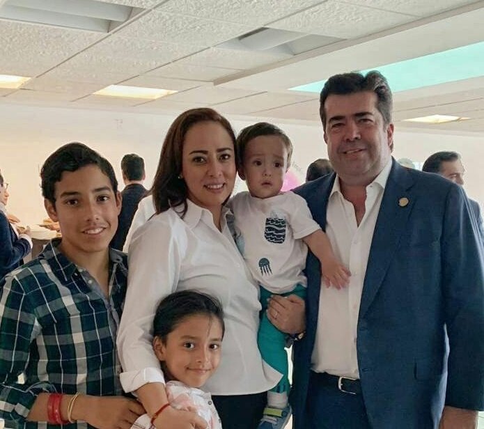 PedrohacesO's tweet photo. Inauguramos de manera oficial las oficinas de #CATEMAguascalientes. Son el resultado de años de lucha por un sindicalismo #democrático y #participativo. 
¡Sus puertas están abiertas a todos los trabajadores y empresarios del estado! https://t.co/qcCfEo92ct