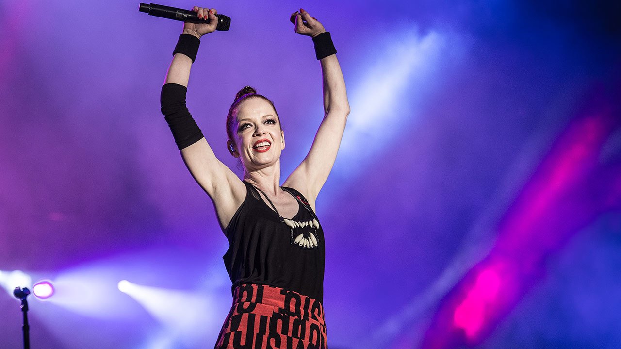 Happy Birthday to the one and only Shirley Manson of 