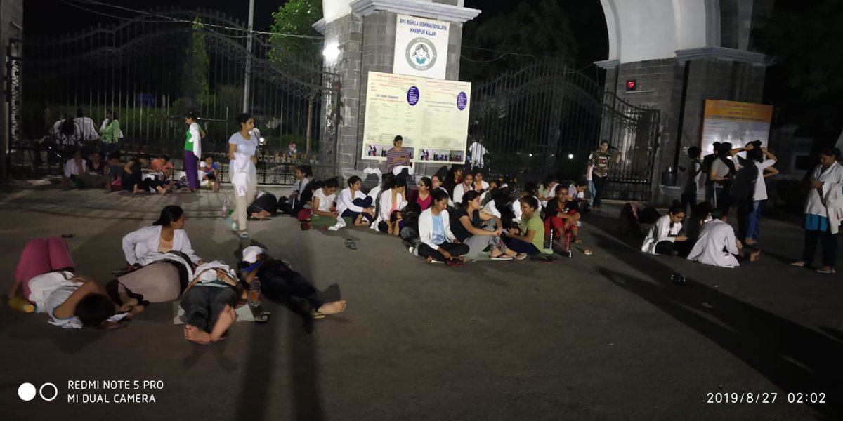 PreetiJhamb1's tweet photo. Girls unsafe on roads left unheard on the BPSMV university gate ..sitting on strike since yesterday...its 2:30 a. m.. Is this the behaviour n responsibility of authorities.. ?? Contradicting their so called women empowerment funda . 
#injusticeinMSMIOA  #justiceforrightstipend https://t.co/92GJsK8Fox