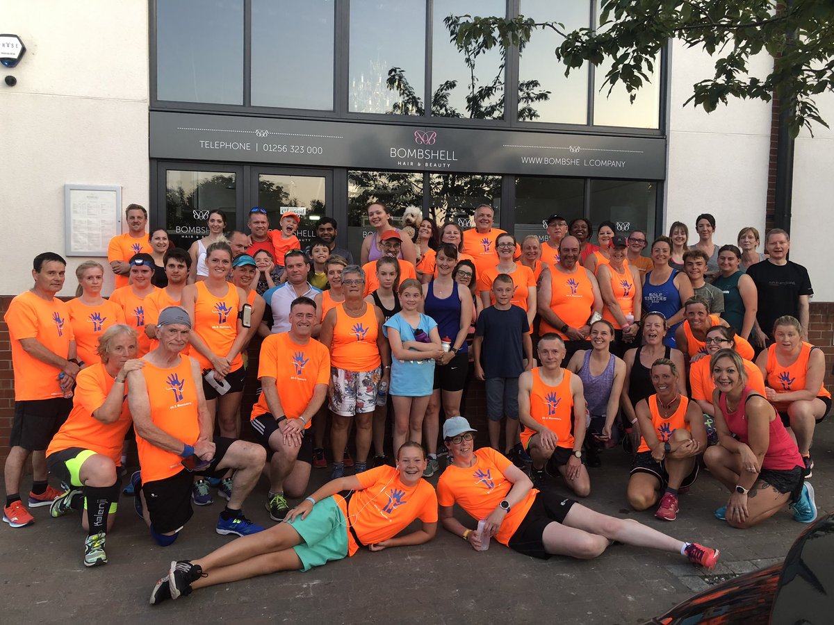 HRooksdown's tweet photo. 58 runners turned out for our #BankHoliday run with 38 running 7.605km in memory of #PCAndrewHarper #Hi5Runners #Basingstoke #Rooksdown #SocialRunGroup @BasingstokeCops @ThamesVP https://t.co/BHchW2lwpO