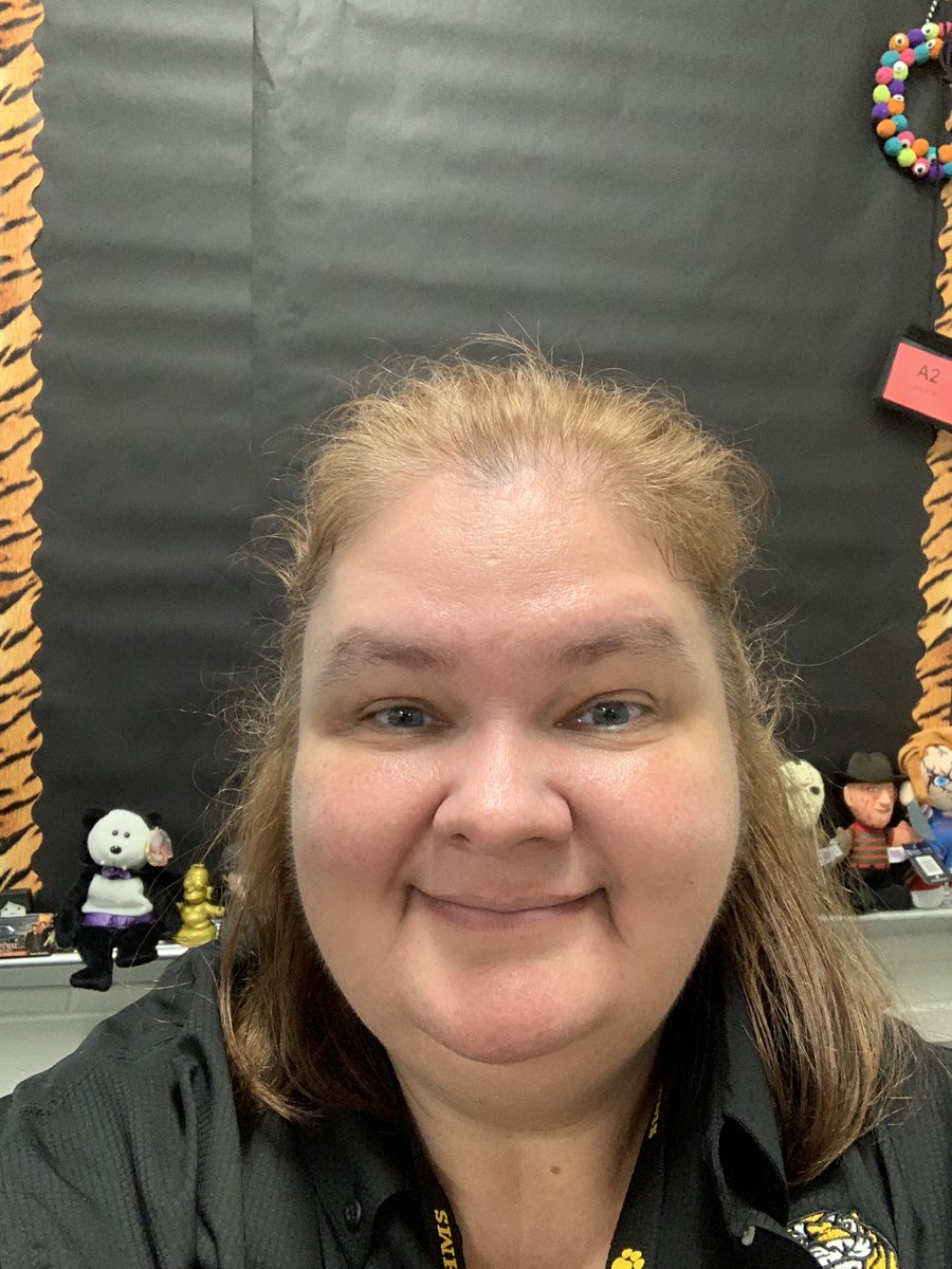 edu_bishop's tweet photo. First day down! Not too shabby for an end of the day pic! Loved my classes!!! https://t.co/1xWpkAbbQ8