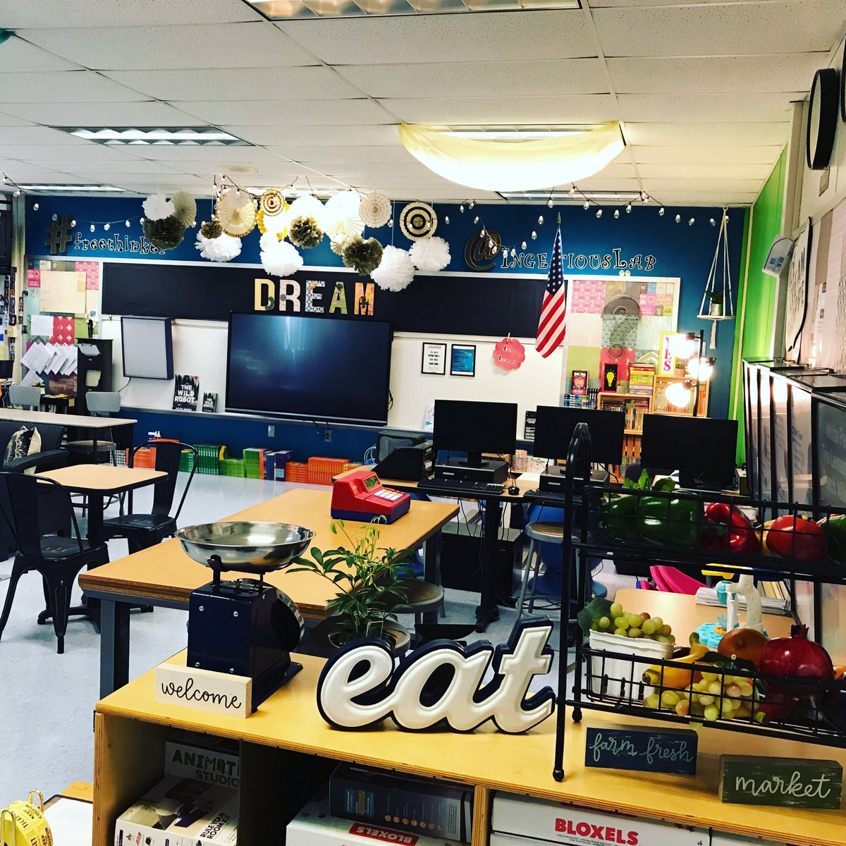 nankr1120's tweet photo. I absolutely cannot wait to meet my new 3rd grade family tomorrow! Here is a sneak peek into our new learning space ♥️ Restaurant ready to open with a new soft serve ice-cream section and an endless supply of “fresh” veggies/fruits! #MakingMathRelevant #Nan3EDU #ALLinEDU #tlap https://t.co/xJrhob4cXh