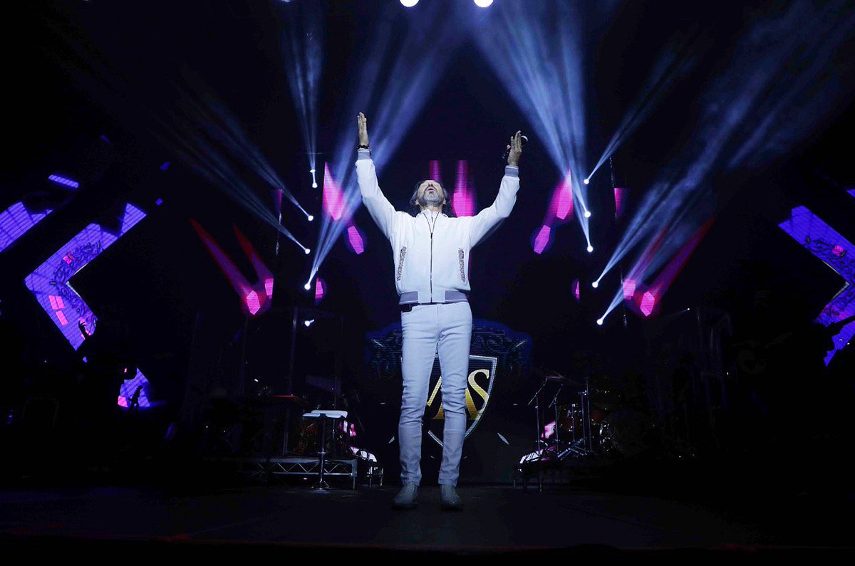 MarcoASolis's tweet photo. Hermanitos de #Atlanta compartimos una noche espectacular este fin de semana. Gracias por esas porras, ese cariño y toda esa entrega en esta edición de #ElMASQuerido. https://t.co/lkiwgfWreg