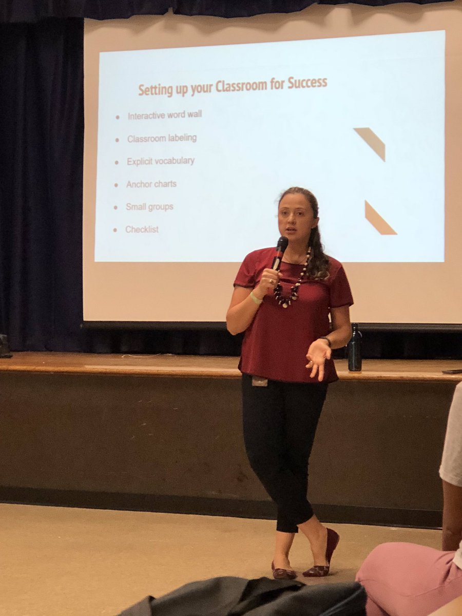teacher_larissa's tweet photo. Thought I couldnβt, but I did. Brought #ESOL friendly tips, Culturally Responsive Teaching (with your info @ValentinaESL!) and the #WIDA Can Dos kickoff to Ts! E mais: a math lesson in Portuguese! π§π· What a great morning, my friends! #ESOLShine #pgcps #ESOLInAction https://t.co/avr1r6YyTT