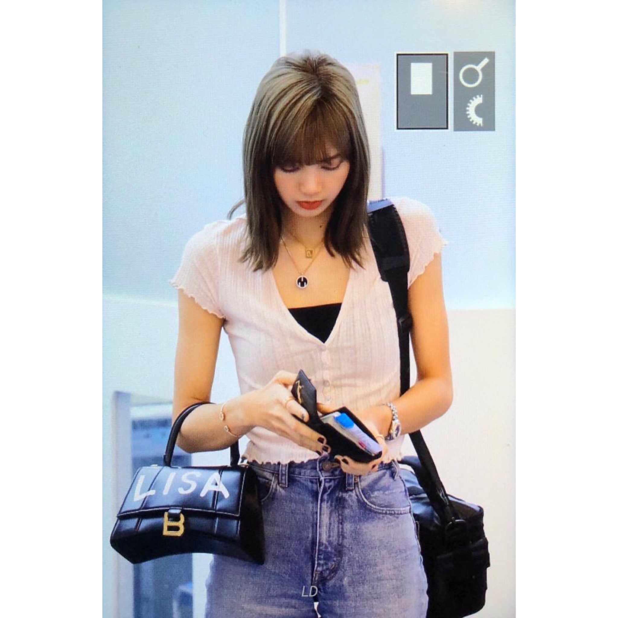 balenciaga beige bag