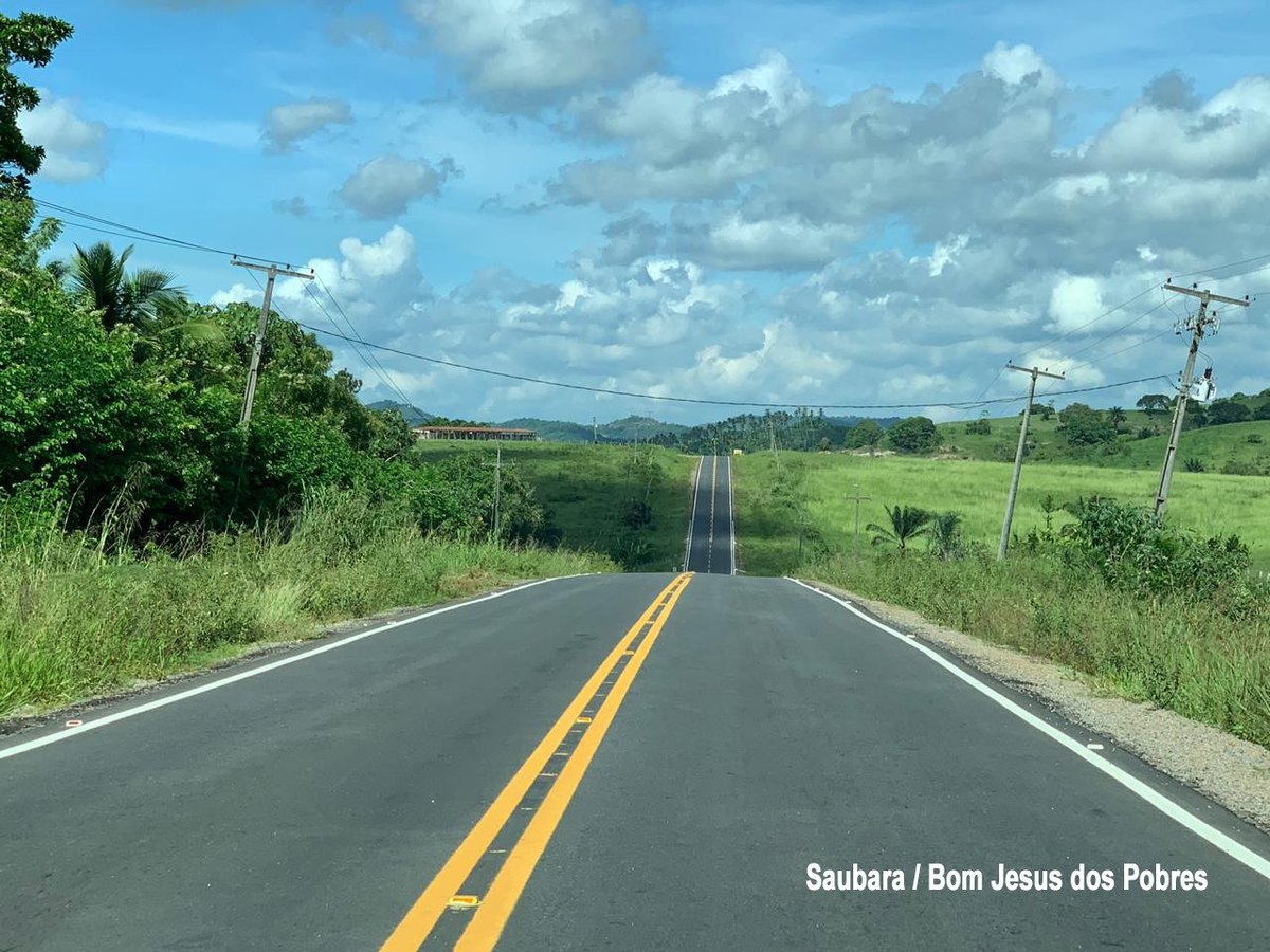 costa_rui's tweet photo. Sempre me perguntam sobre obras nas rodovias por todo o estado. Trago hoje aqui algumas das estradas pavimentadas que já temos prontas ou em fase final de obras. Nas fotos, o trecho da BA-878 entre #Saubara e Bom Jesus dos Pobres, a BA-160, entre #Morpará e Quixaba. https://t.co/eHMJxgLcK1