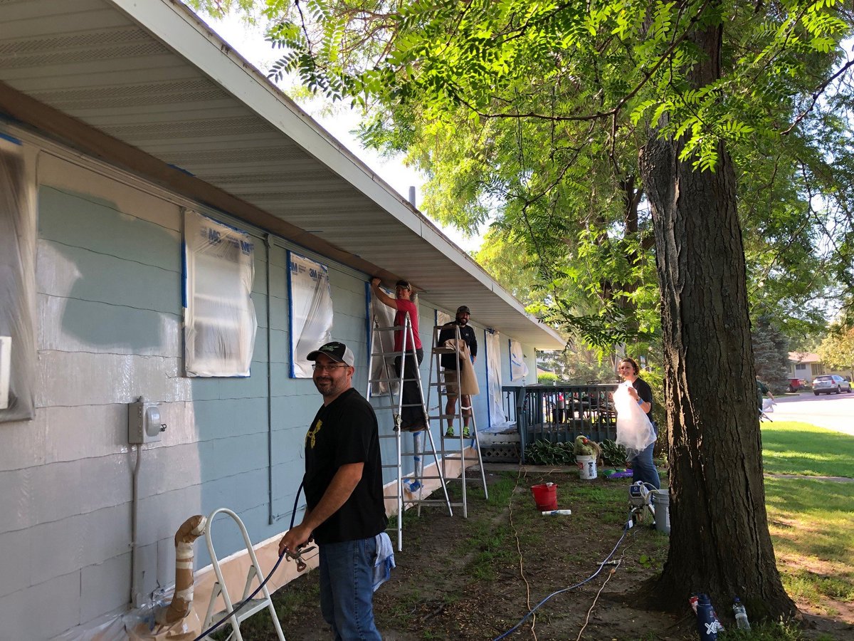 MEI_TES's tweet photo. Over 40 MEI employees donated their time to help Partners for Affordable Housing, a non-profit organization that provides shelter for homeless families and individuals. Volunteers cleaned rooms, painted and worked on landscaping at their newest homeless shelter! #MEIDayofService https://t.co/kIfobfhBFd