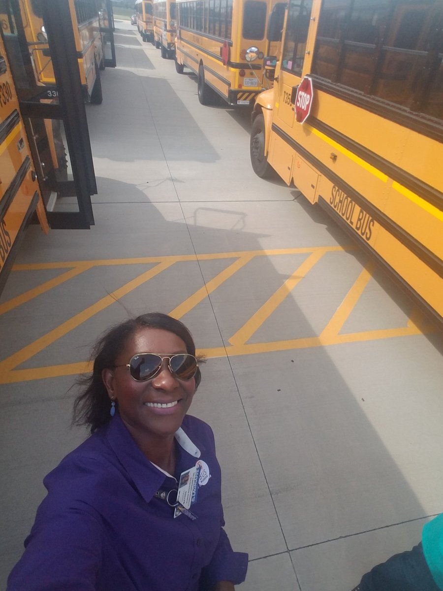 In <a href="/CyFairISD/">Cypress-Fairbanks ISD</a> it's all about #SafetyFirst for #CFISDfirstday and every day .... we appreciate all of our bus buddies who came out to show their #CFISDspirit and support a safe dismissal <a href="/WoodardCFISD/">Woodard Elementary</a>... we appreciate @CFISDbevin and her team for organizing this annually.