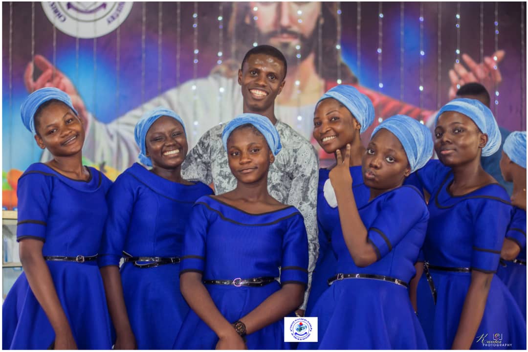 ChristWonders's tweet photo. Have a wonderful week. #AfricanLady #sirdee #dolar #FillUp2019 #Ghana #G7Summit #JennyPH #MusicMonday #MondayMood #EqualityCantWait #TheRiseofSkywalker #InternationalDogDay #OWhatTHxPerthSaint #PowerSeason6 #pay40nairawithxend https://t.co/OJS8h76KBf