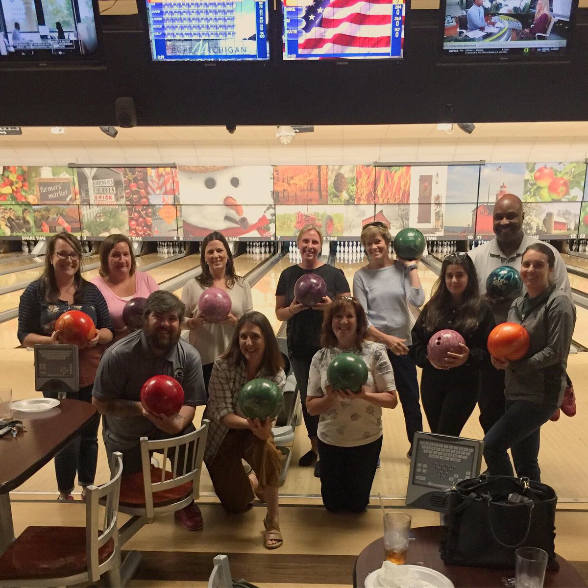 MSULAC's tweet photo. The LAC staff getting ready for another great school year with some team building &amp; bonding!!! #MSUWelcome #msulacsim https://t.co/tm2xzWsd2s