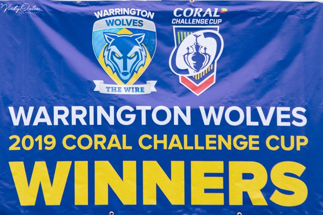 vickyoutenphoto's tweet photo. Something a little different..
My rugby league team Warrington Wolves won the Challenge Cup Final 2019. Here are a few photos from the homecoming victory parade today. #ImAProudWireFan #warringtonwolves #ComeOnWire https://t.co/uJPbB30bz0