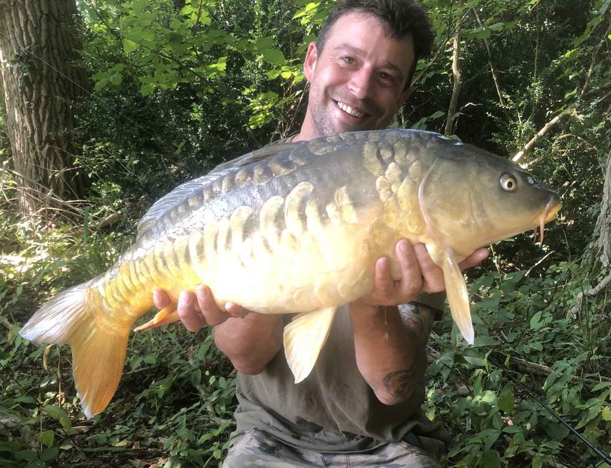 nigelhammonds83's tweet photo. My biggest at 15.8 😀 https://t.co/dSCMx0lSBR