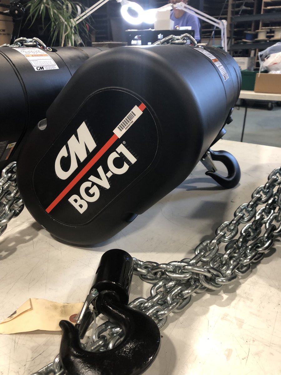 PRGlive's tweet photo. PRG’s SpeedStars are rolling off the line! Created in collaboration w/ @CMCOLive & based on their BGV C1 hoist, the new #SpeedStar Variable Speed Chain Hoists boast industry-leading speeds. https://t.co/IDPGEz9SBI
#PRG #StageHands #EntertainmentAutomation #ColumbusMcKinnonHoists https://t.co/ucVE31aD6P
