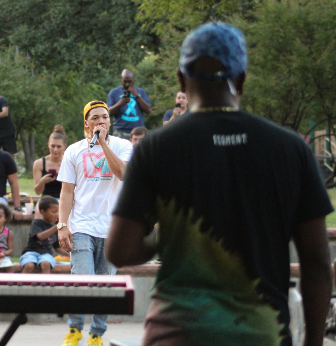 NathanLive22's tweet image. Got some dope pics of @Deezy_m3rd and @SplitPTV at the   HoldupBaby radio station appreciation day.