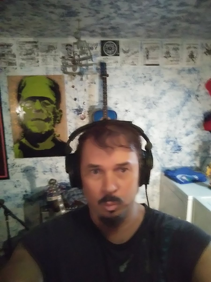 joebthunder's tweet photo. Finishing up the 2nd LP   https://t.co/JoG0T2mimf https://t.co/FPshQfw91C