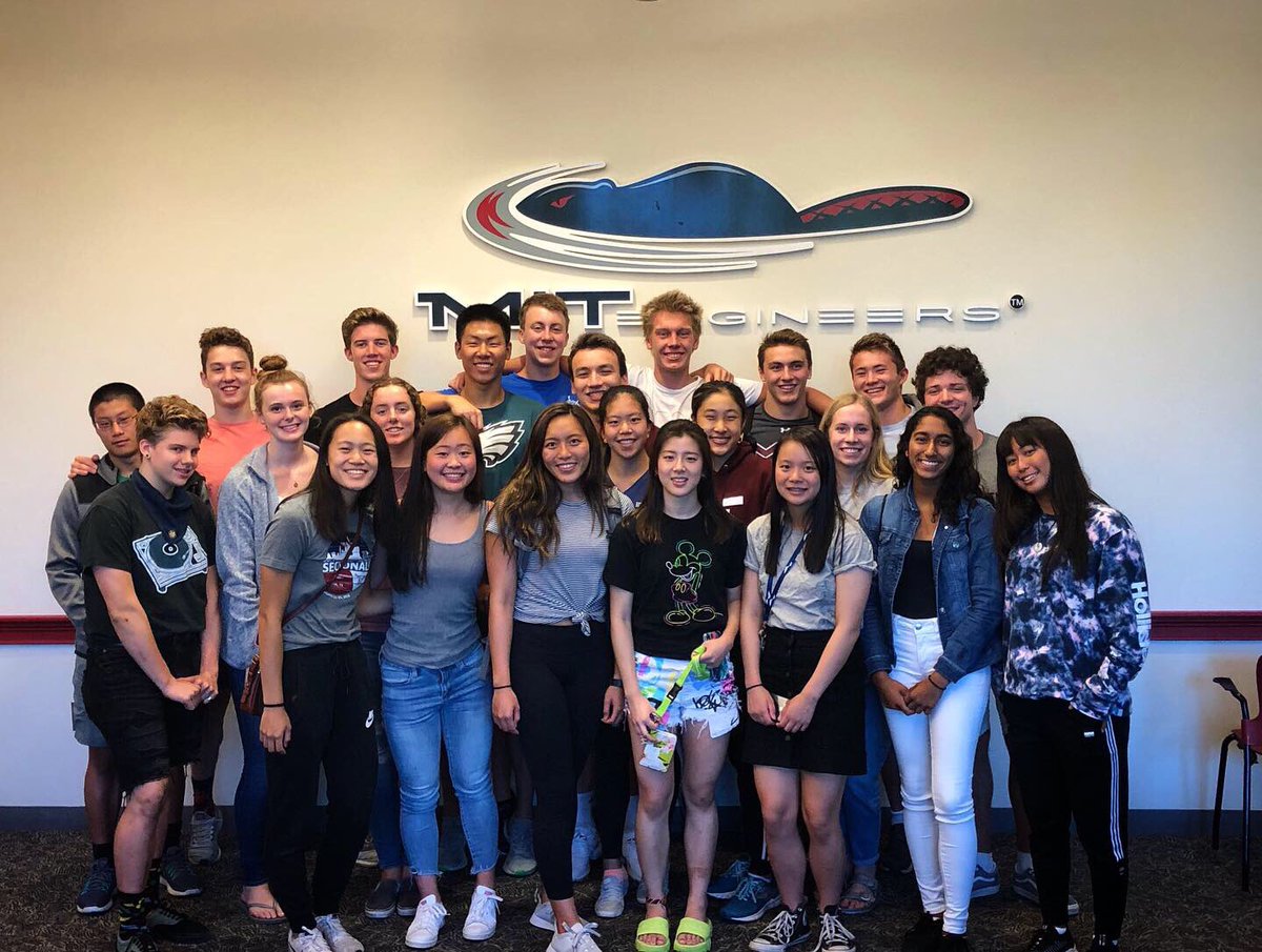 MITSwimDive's tweet photo. 🚨THEY ARE HERE!!!🚨So happy to have the Class of 2023 officially on campus! Started off orientation week with a great presentation from our team to give our first years the low-down on class registration and year one (and beyond!) at MIT!!! #MITswimdive #TECHFAM #MIT2023 #PNR https://t.co/43K00pCSwC