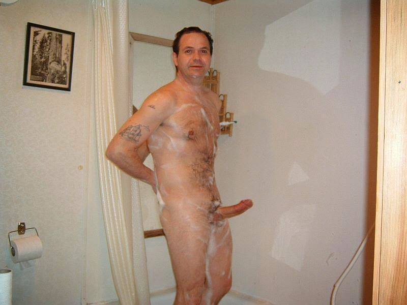 Daddy chubby messy shower