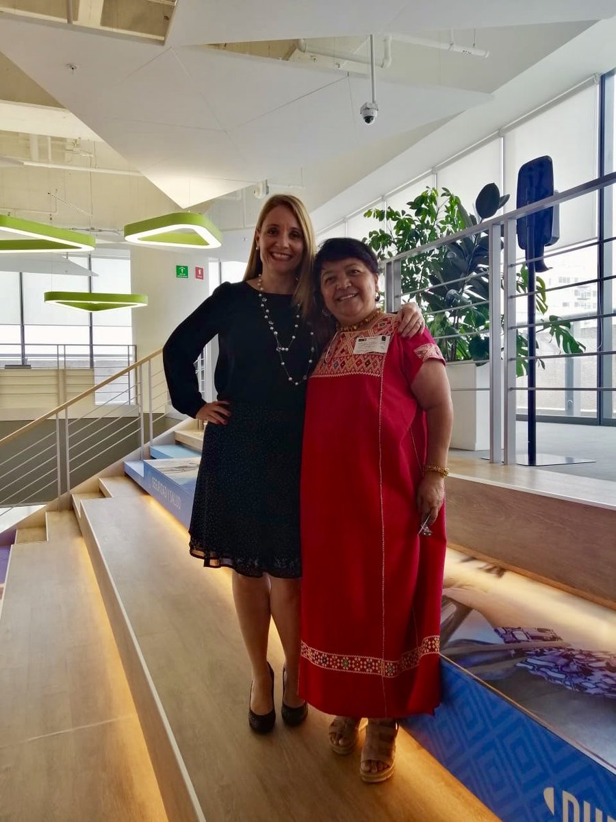 claujanez's tweet photo. Tuve el gran gusto de conocer a #JuanaGarcíaPalomares Presidente de la Asociación Nacional de Mujeres Empresarias del Campo. Juana me confirma que las mujeres líderes del campo en todo el país son #OrgulloMexicano. Les deseo muchos éxitos. #inclusión https://t.co/82jnRQHvDm