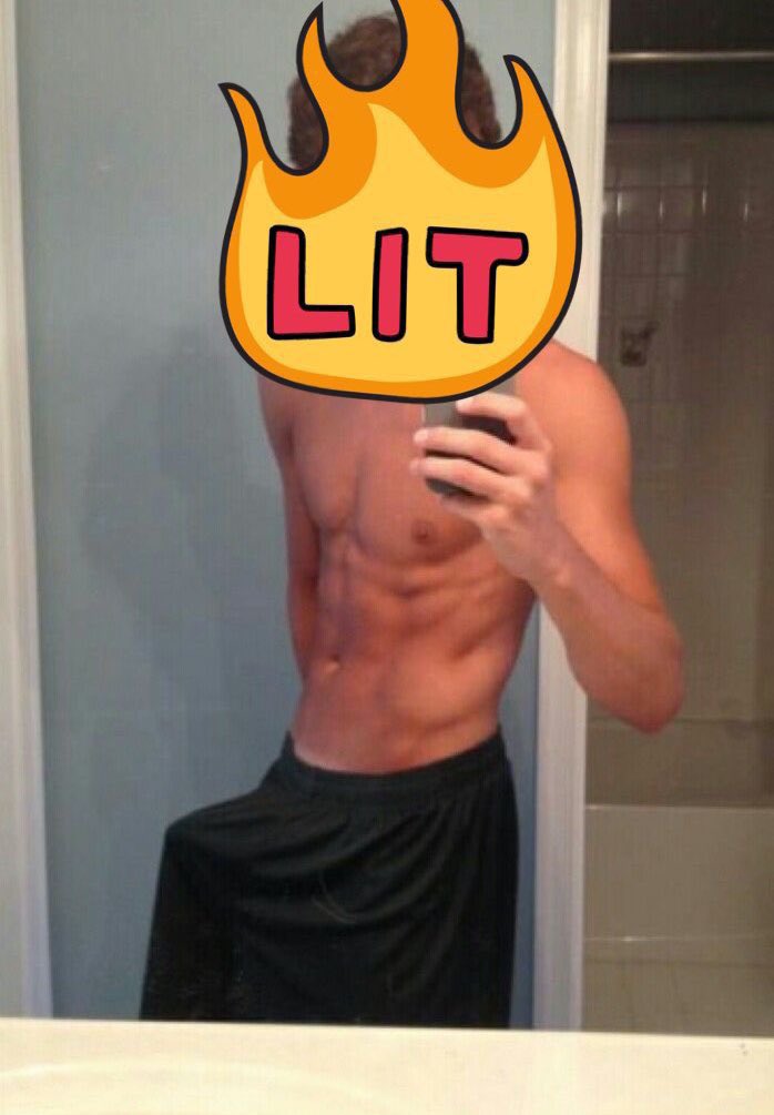 pecxdo's tweet photo. Estoy enviando la foto sin pantalón a todo el que se mg o rt #gay #nudes #cruising https://t.co/sV57ARg4gn