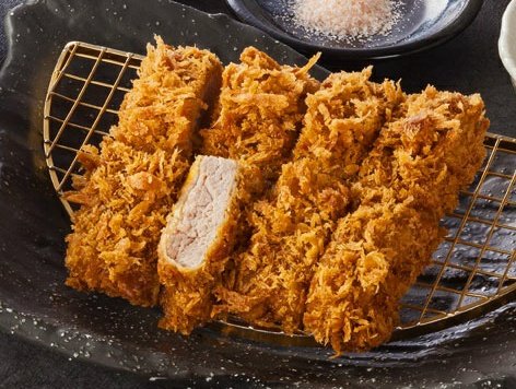 marukatsunara's tweet photo. 感謝企画です！「まるかつお食事券(5,000円分)」or「とんかつ&amp;大えびフライ(5,000円相当、クール便)」を抽選で5名様にプレゼント!ご応募は【フォロー＆リツイート】していただくだけです！
※2019年8月31日(土)締切です
※当選者にはDMにてお知らせしますのでどちらかの賞品をお選びください https://t.co/NX3rPVzvCq