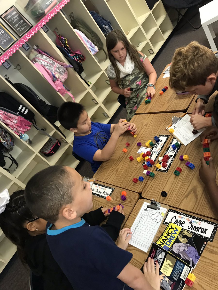 Mrs_Johnson_3rd's tweet photo. Collaboration involves teamwork! And teamwork builds our classroom community ❤️ #funfirstday #CantHideIrvinPride https://t.co/qJ9guOasGx