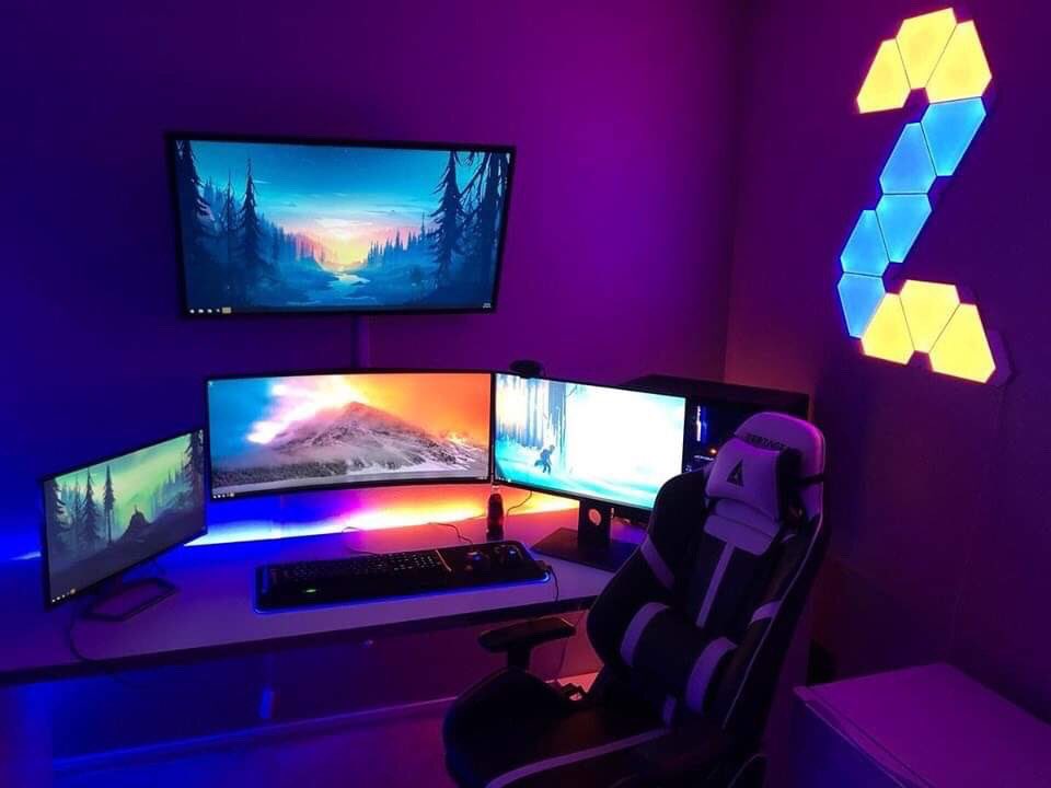 Admite que quisieras trabajar así, con nuestra silla SL5000 😉 
#vertagearperu #SL5000 #sillagamer #gamer #gaming #videogames